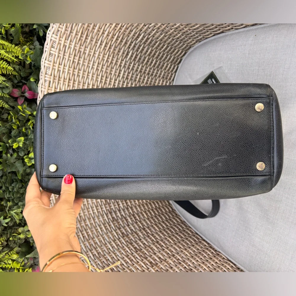 Authentic CHANEL black Caviar leather timeless Dome tote - Picture 8 of 16